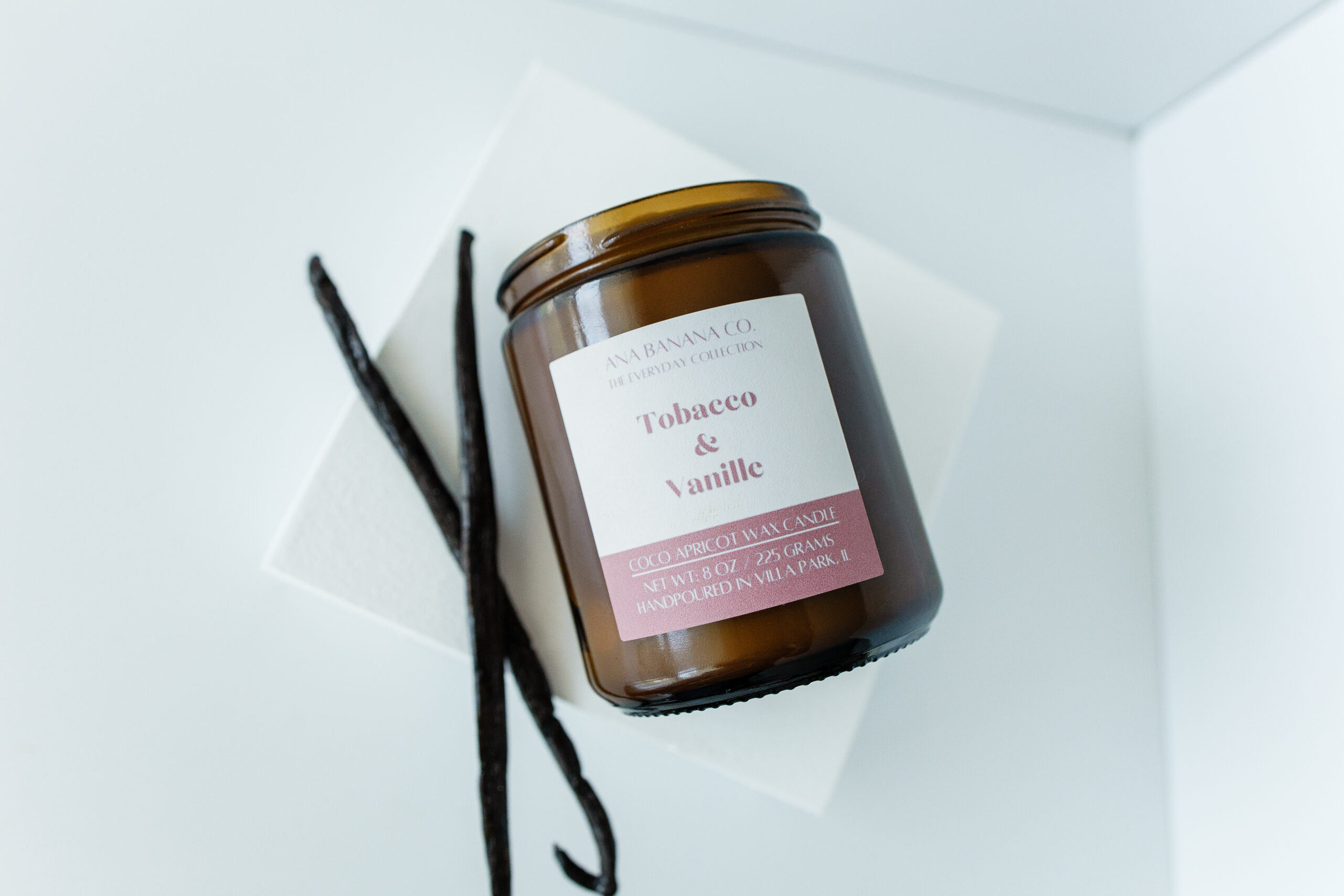 Tobacco Vanille 8 oz Candle l The Everyday Collection
