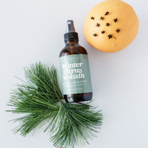 Winter Citrus Wreath 4 oz Odor Eliminating Room and Linen Spray l Holiday 2026 Collection